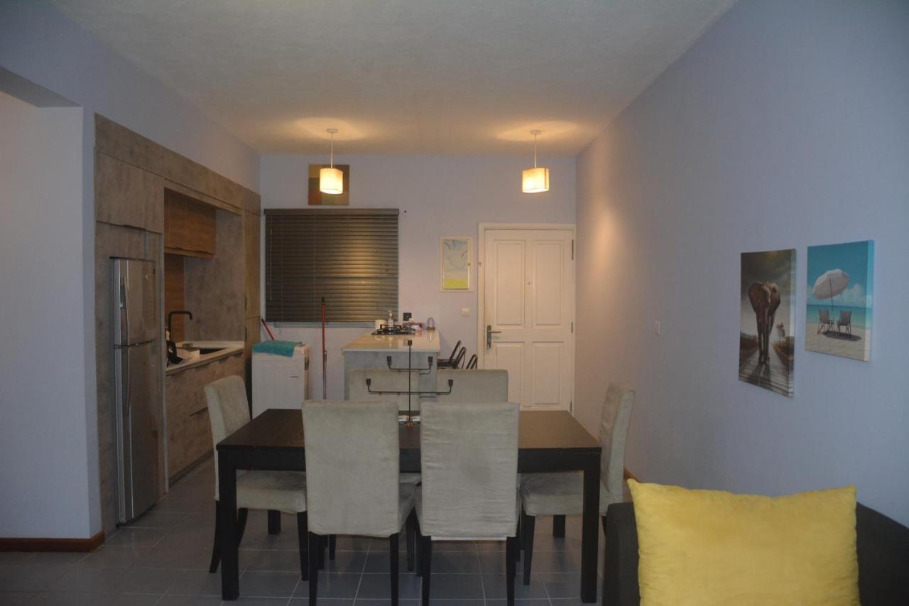 Ashiana Oceanside Apartment Flic-en-Flacq المظهر الخارجي الصورة